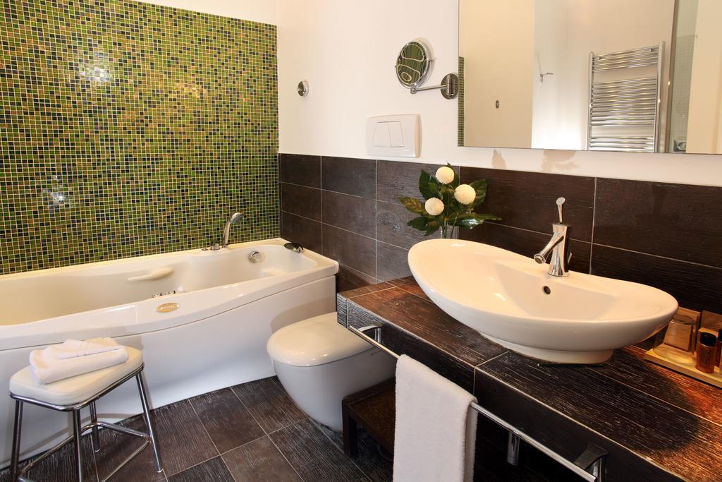 Vivaldi Luxury Rooms Rome Exterior photo