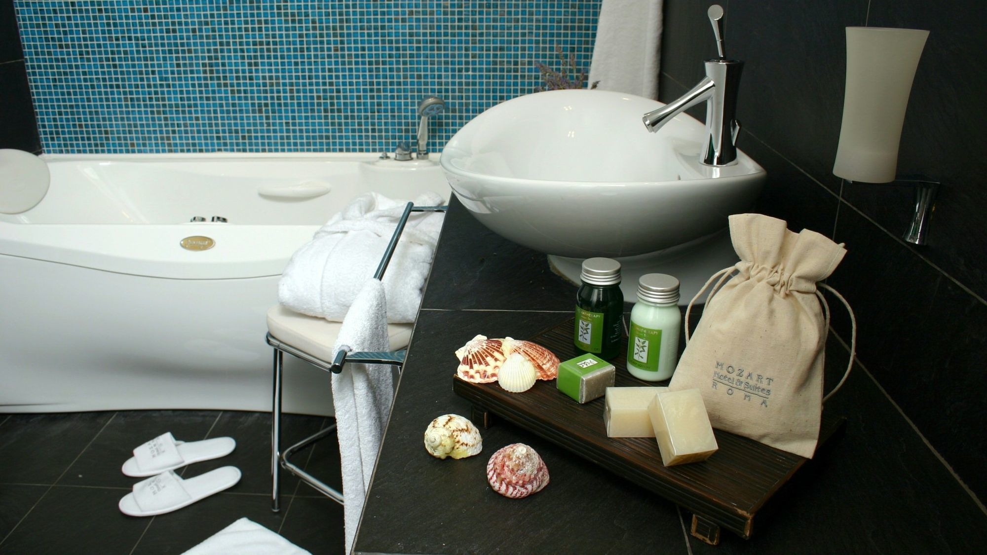 Vivaldi Luxury Rooms Rome Exterior photo